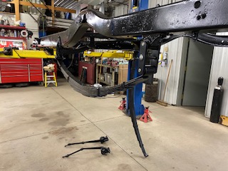 Rear leaf springs